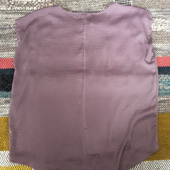 Silky Professional Blouse - Picture 6 of 6